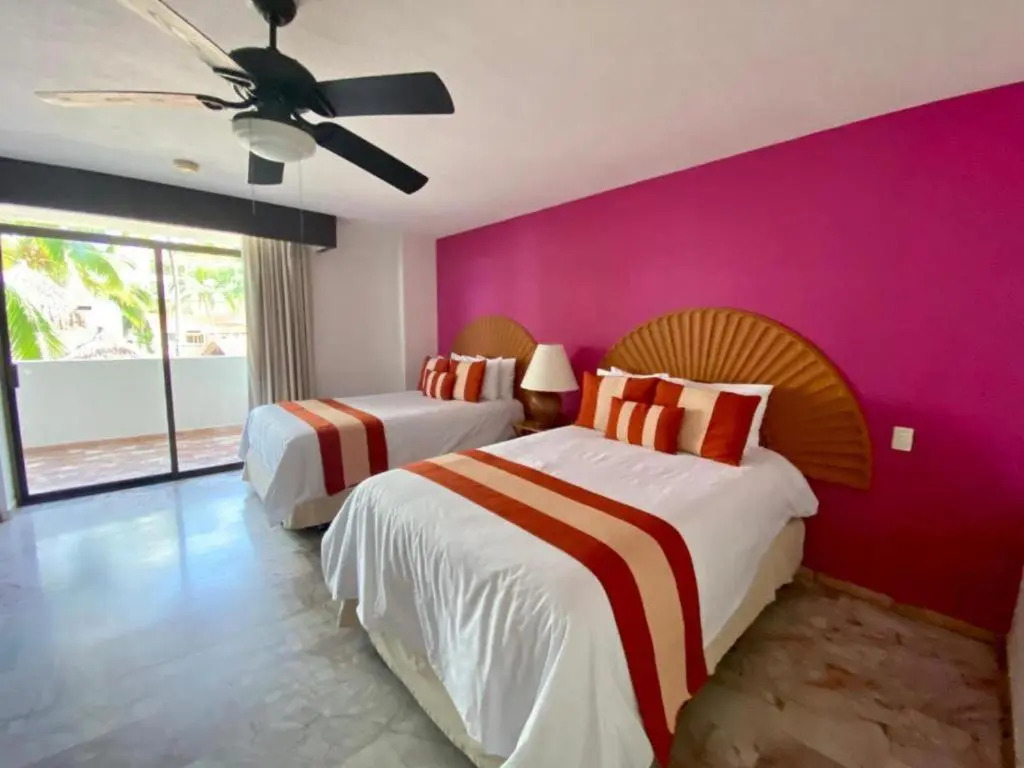 Costa Sur Resort by VRHost