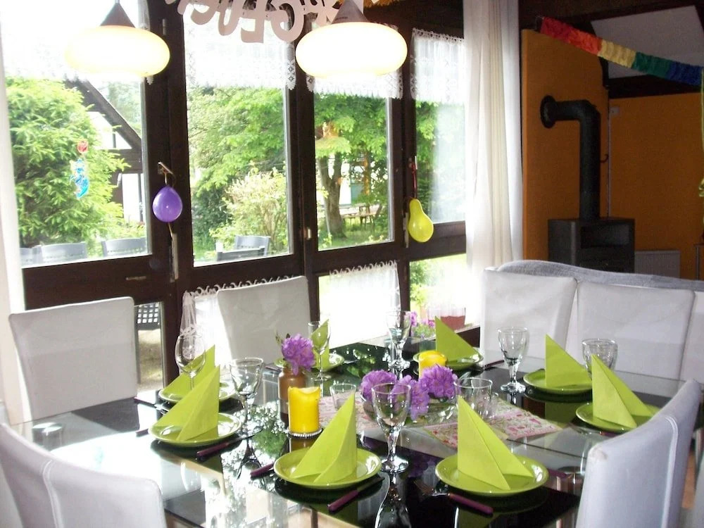 Ferienhaus-Hotel "Zur Grünen Oase"