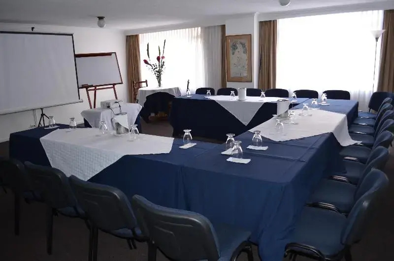 Hotel Chicó Imperial Aparta Suites