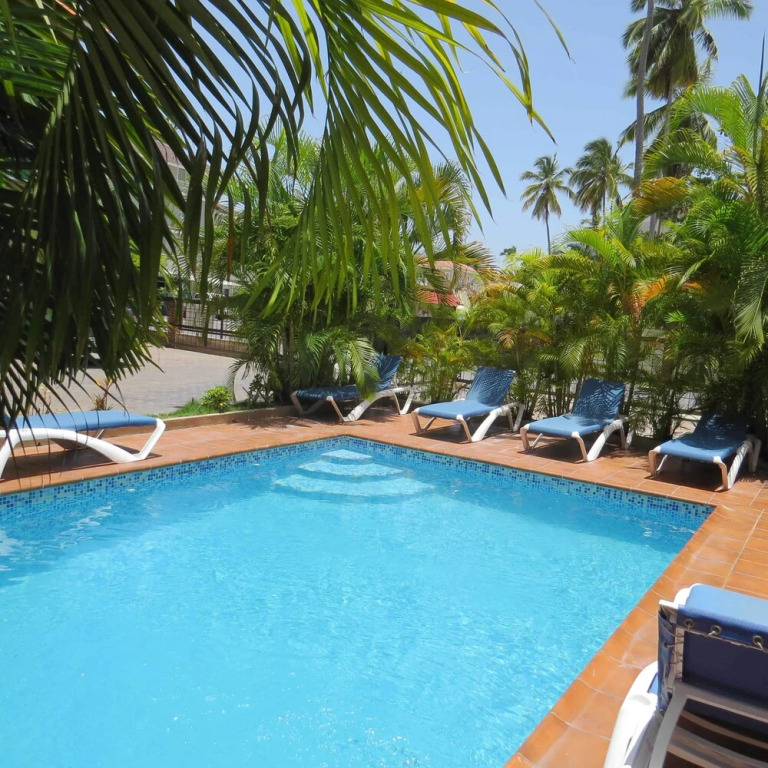 Punta Cana Lounge Beach Suites