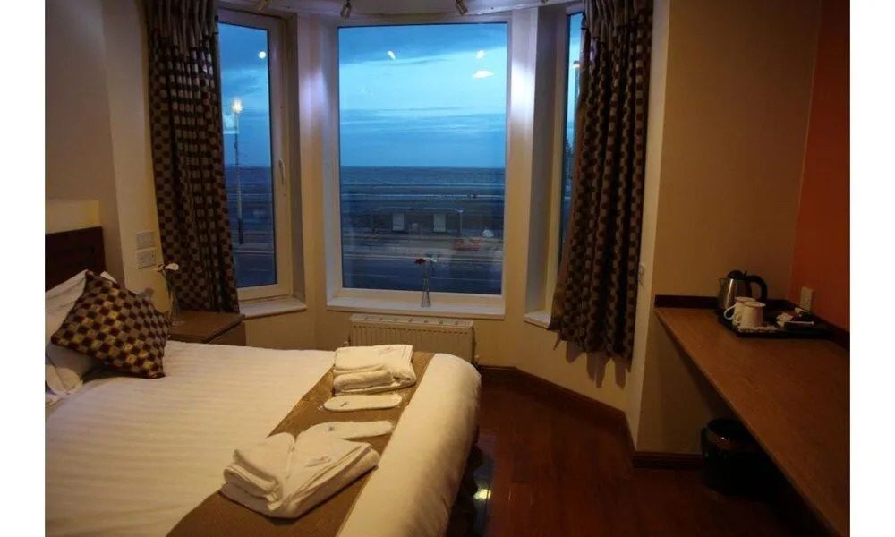 The New Oceans Hotel