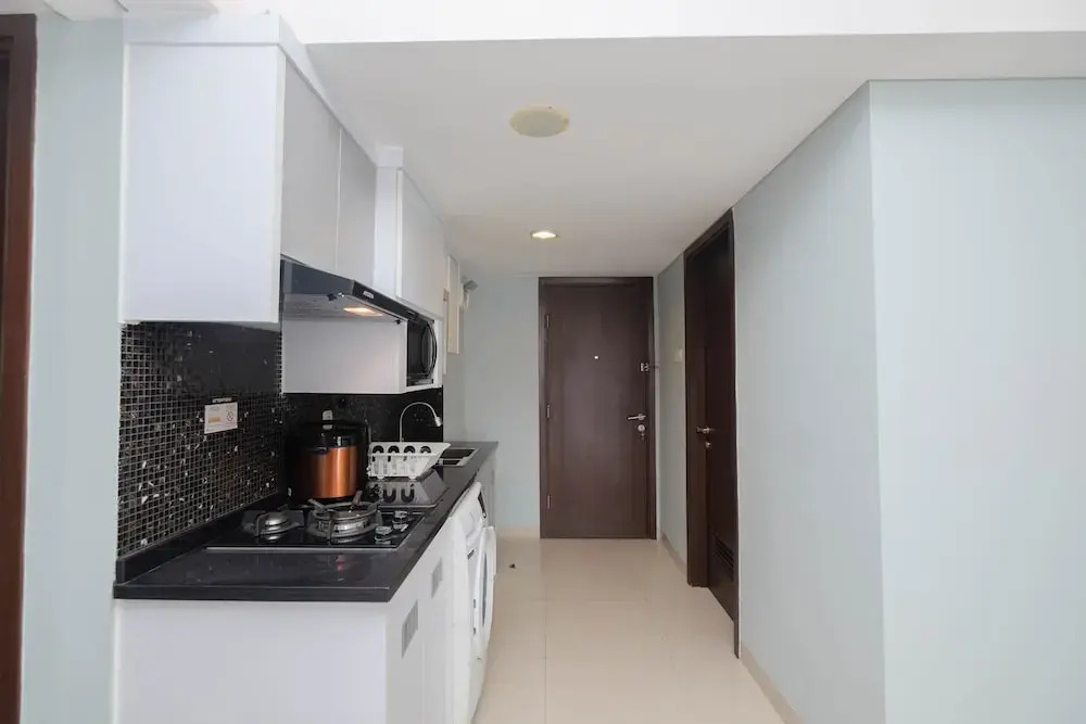 Spacious Combine Unit 1Br with Extra Room Apartment at H Residence