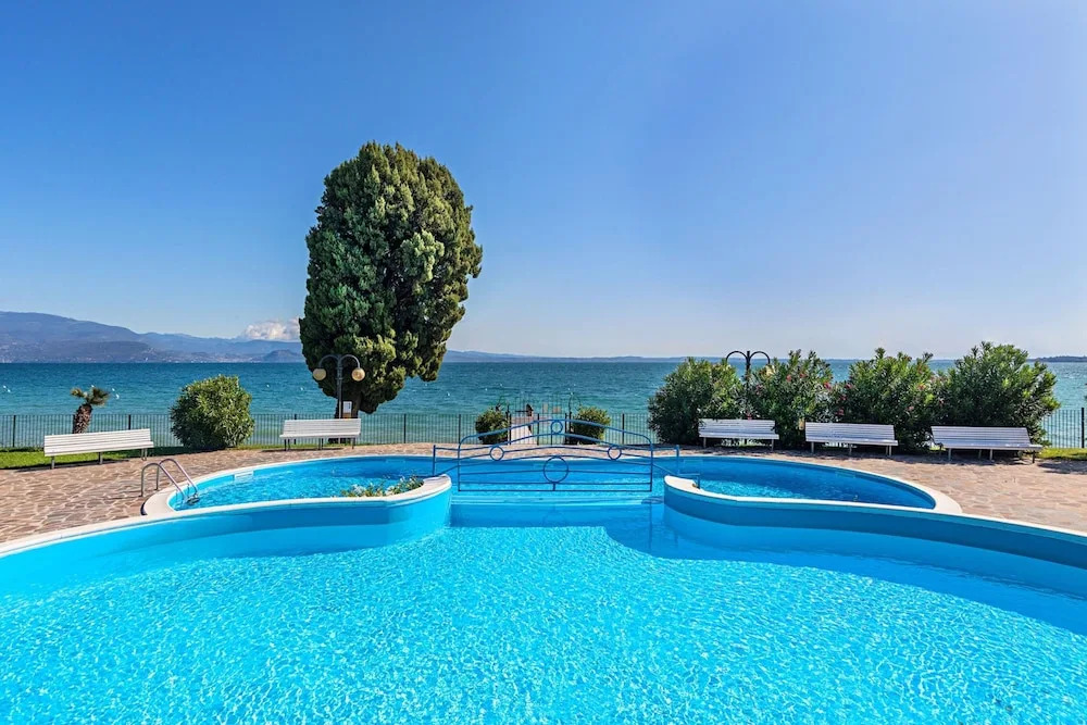 San Sivino 55 con Piscina by Wonderful Italy