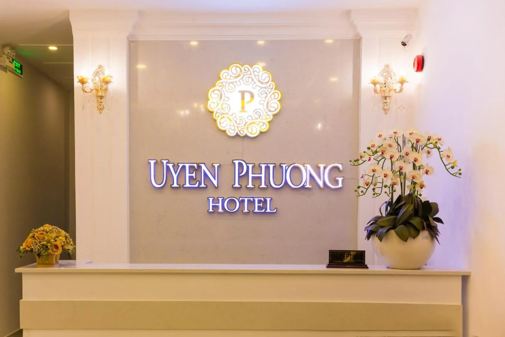 Uyen Phuong Dalat Center By HOS