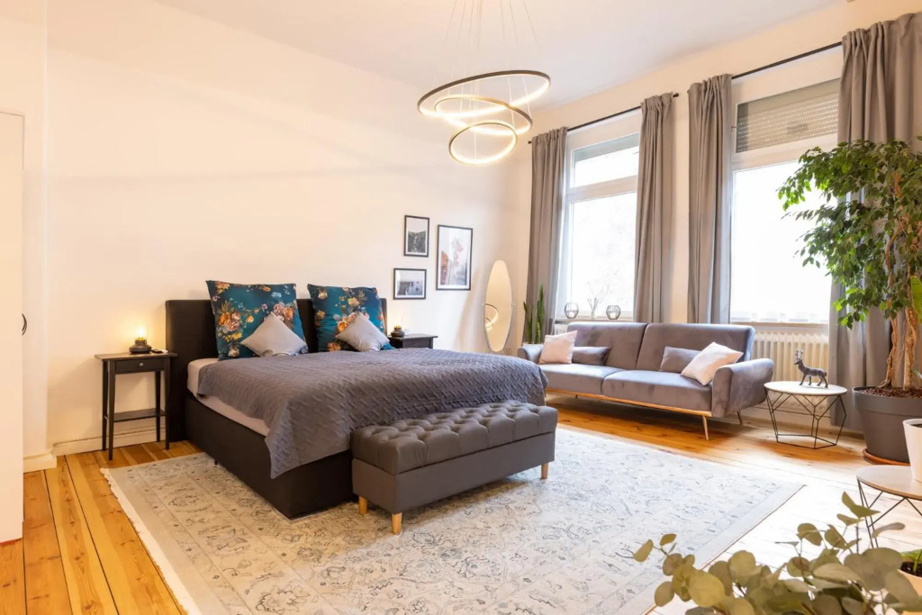 Zentral in Coburg: Exklusive Stadtwohnung – ideal für Gruppen