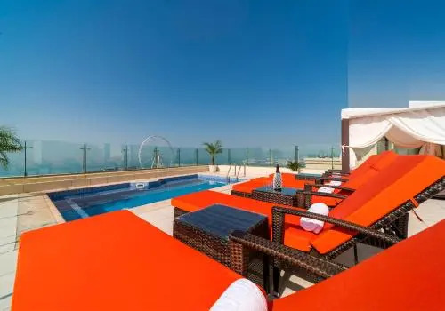 Dubai 5* Penthouse front sea 6 Bdr. private pool!