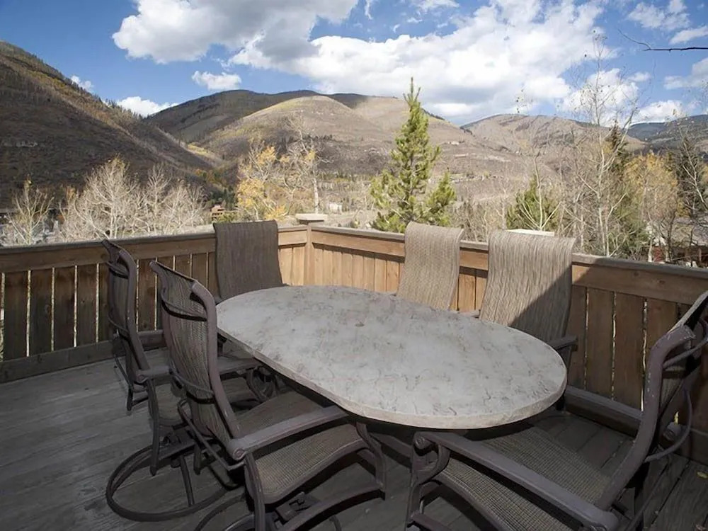 Alpine Drive Chalet