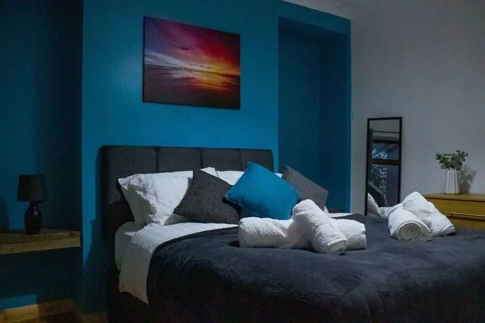 Spacious & Comfortable 2-bedroom Home