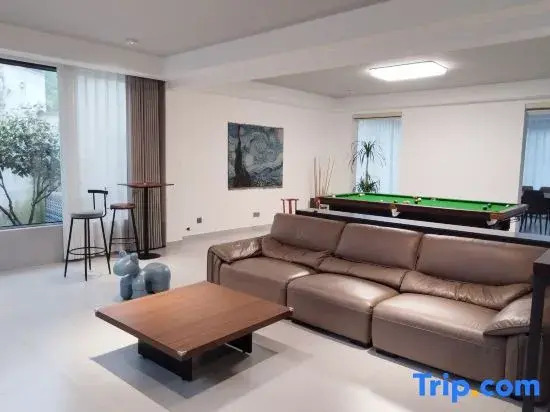 Tonglu Shanyali Linxiya Zhu  Mountain Forest Serenity Farmhouse Fresh Style Designer Vacation Rental