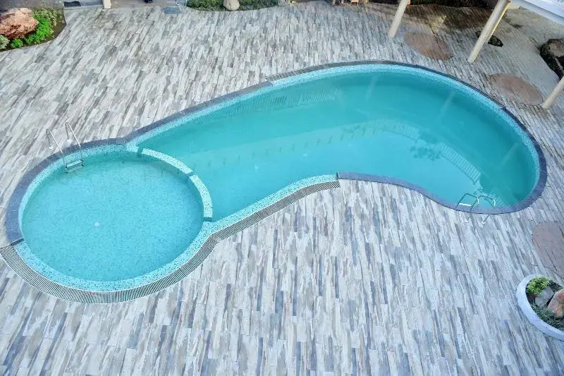 VOW HOTELS AND RESORTS