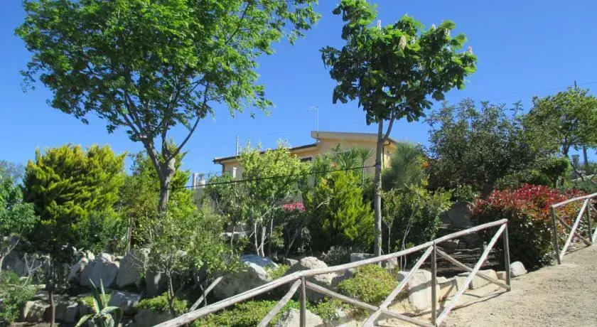 Stefy House