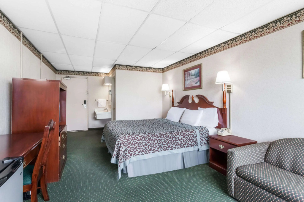 Days Inn by Wyndham Tannersville