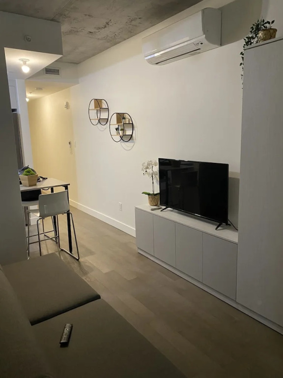 Cozy Studio's Downtown Montreal
