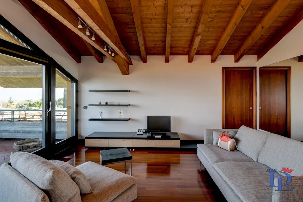 Paradise Lake View in a 5 pools exclusive residence DesenzanoLoft Official Partner Homes & Villas by Marriott Bonvoy