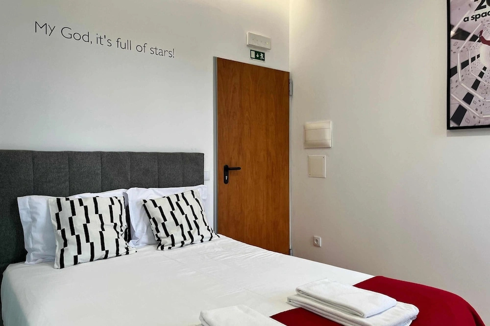 Clérigos Cinema Guesthouse