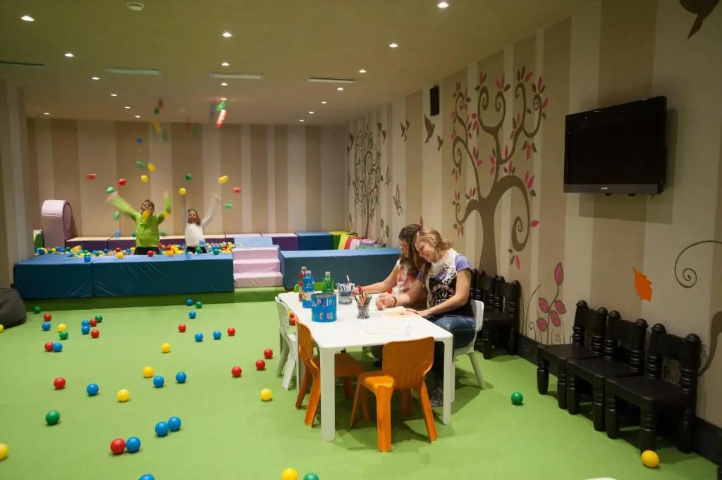 Alexander Charme Hotel