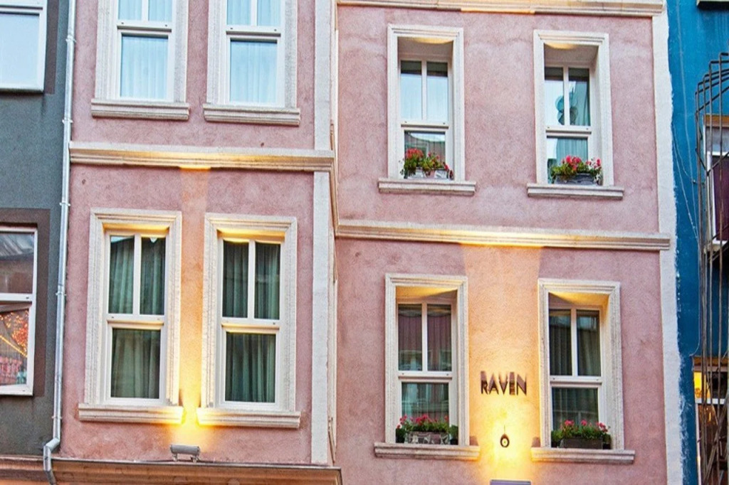 Raven Suites Taksim