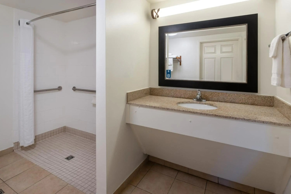 Studio 6 Suites Jacksonville, NC - Camp LeJeune
