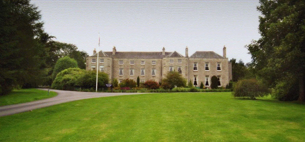 Castle Hotel