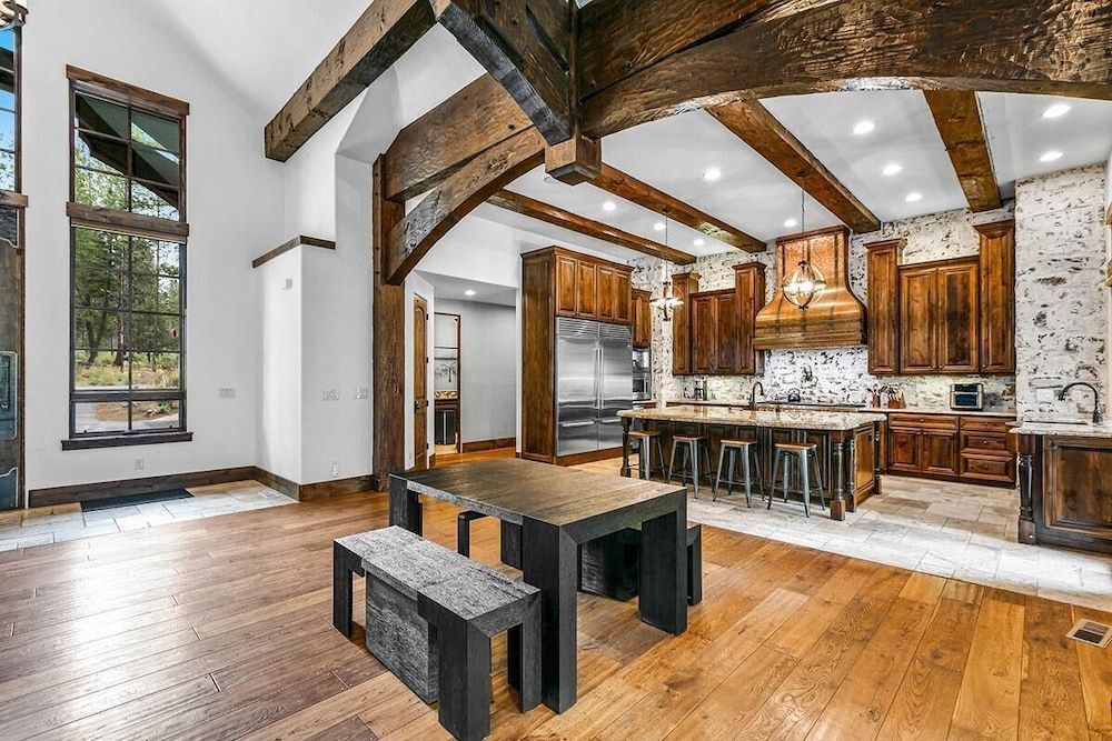 Sable Rock Manor