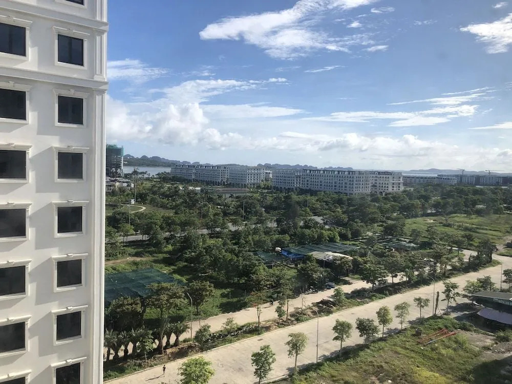 Hạ Long New Century Hotel