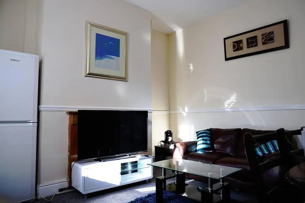 Stunning 5-bed House in Newcastle Upon Tyne