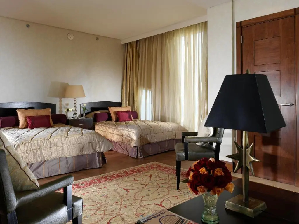 Phoenicia Residence