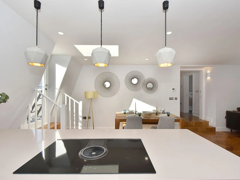 Chic Apartment in London near Picadilly Circus and Dior