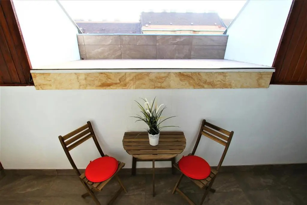 Grand Trees Apartment