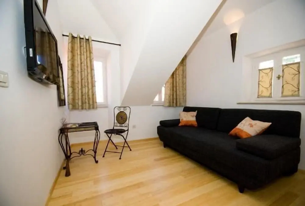 Guest House Flores