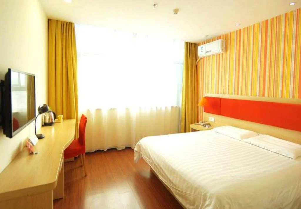 Home Inn Nanning Mingxiu You'ai Road