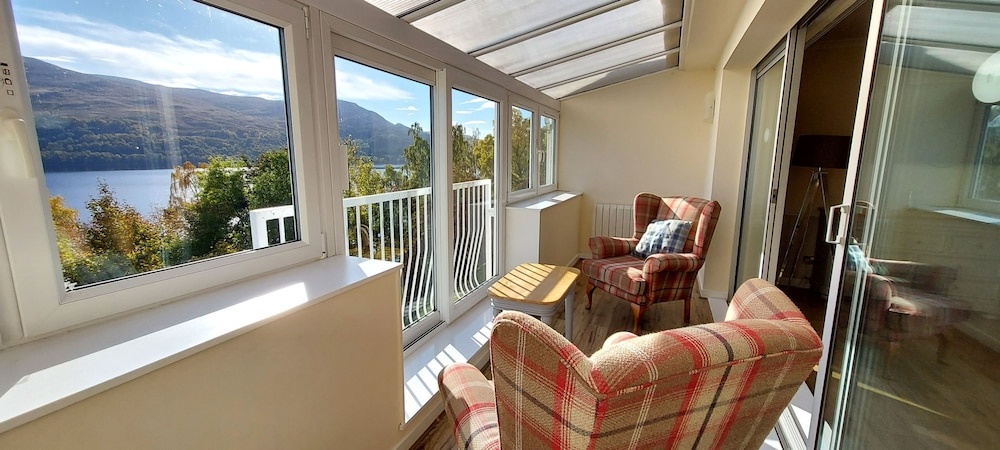 Loch Rannoch Highland Club Pine Marten Lodge 04