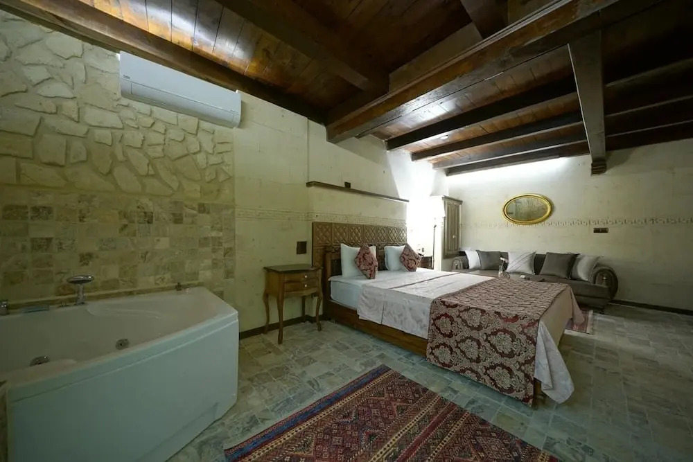 Arte Cave Hotel