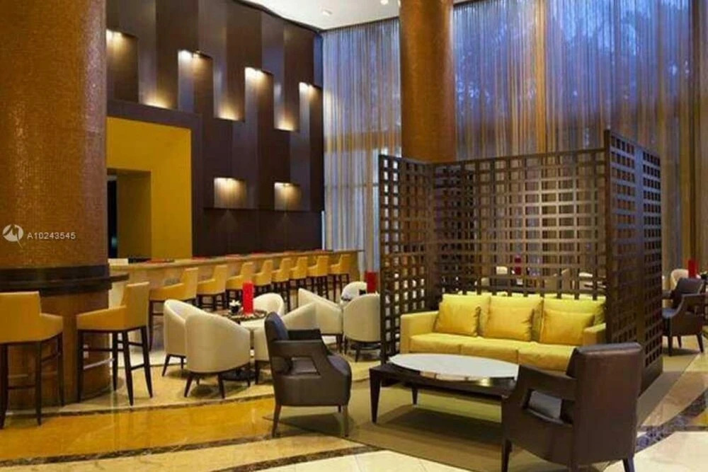Fabulous Waterfront 2BR 2BA Trump Tower Apartment 6 Guests