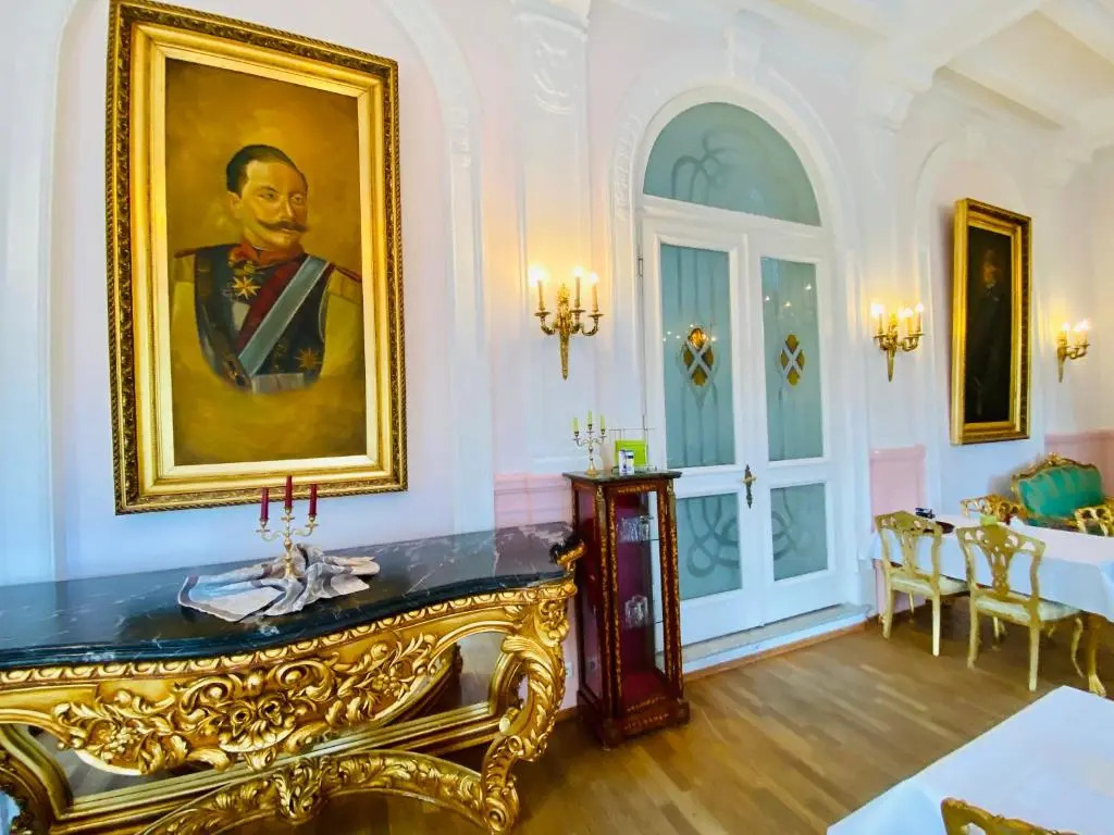 Residenz Bleichröder - Ferienwohnung Antoinette