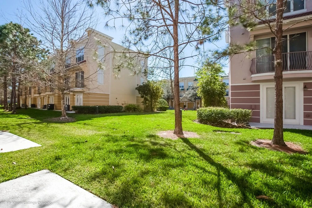 Fresh and Remodeled in Vista Cay! Townhome - 3br/3.5ba 3vc045