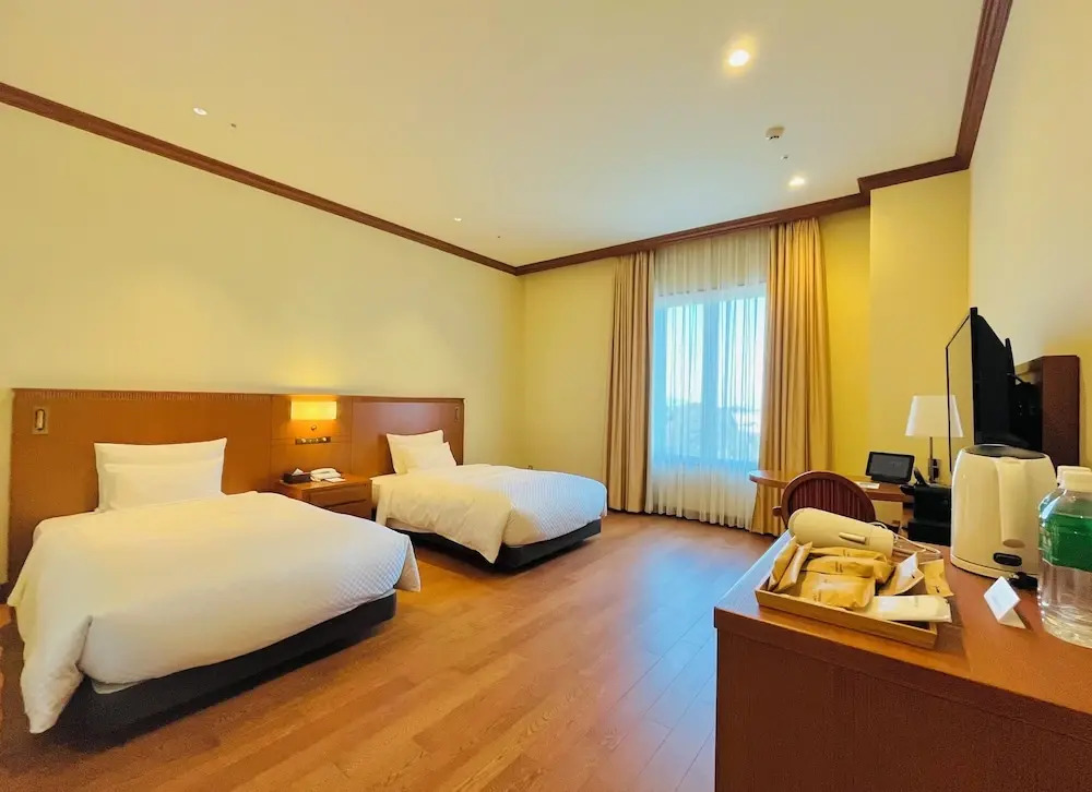 Grand Empire Hotel