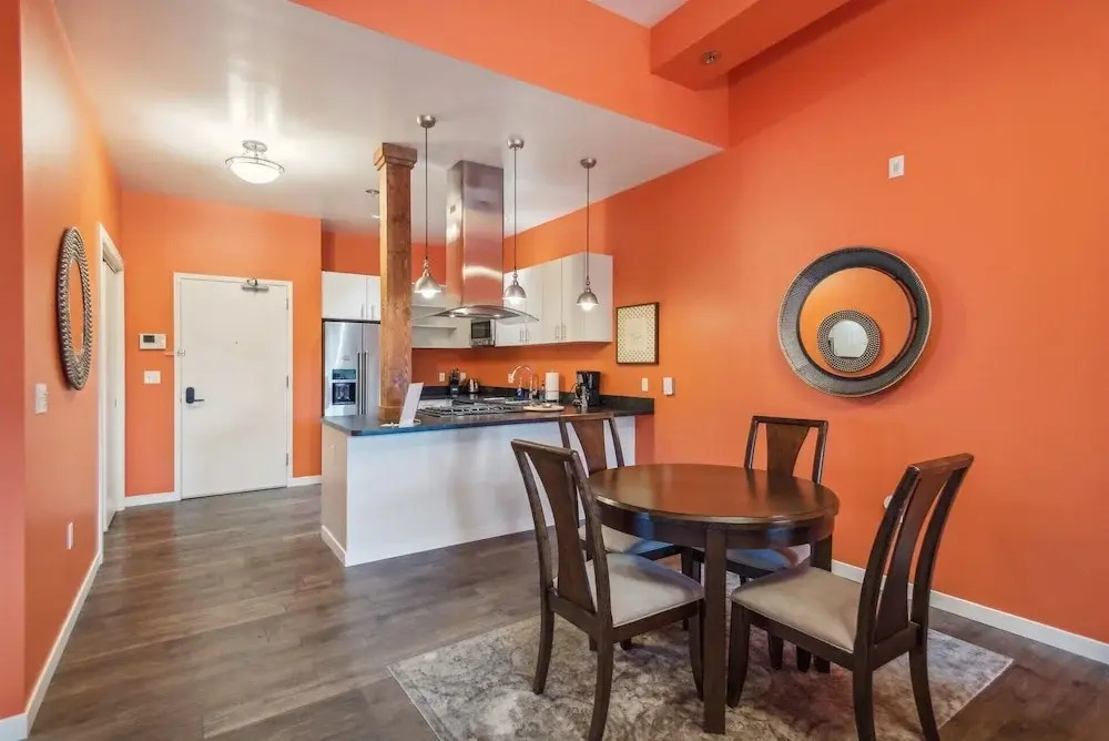 Violet Suites PDX