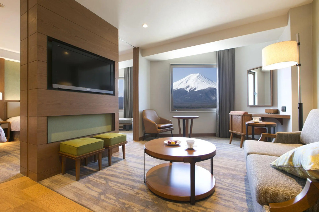 Highland Resort Hotel & Spa