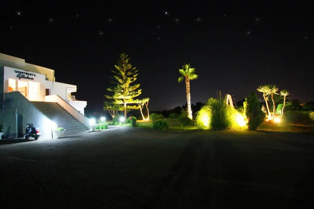 Eftihia Apartments