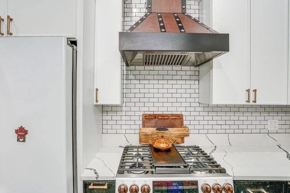 Walkable Schenectady Getaway: 2-unit Campus Hub
