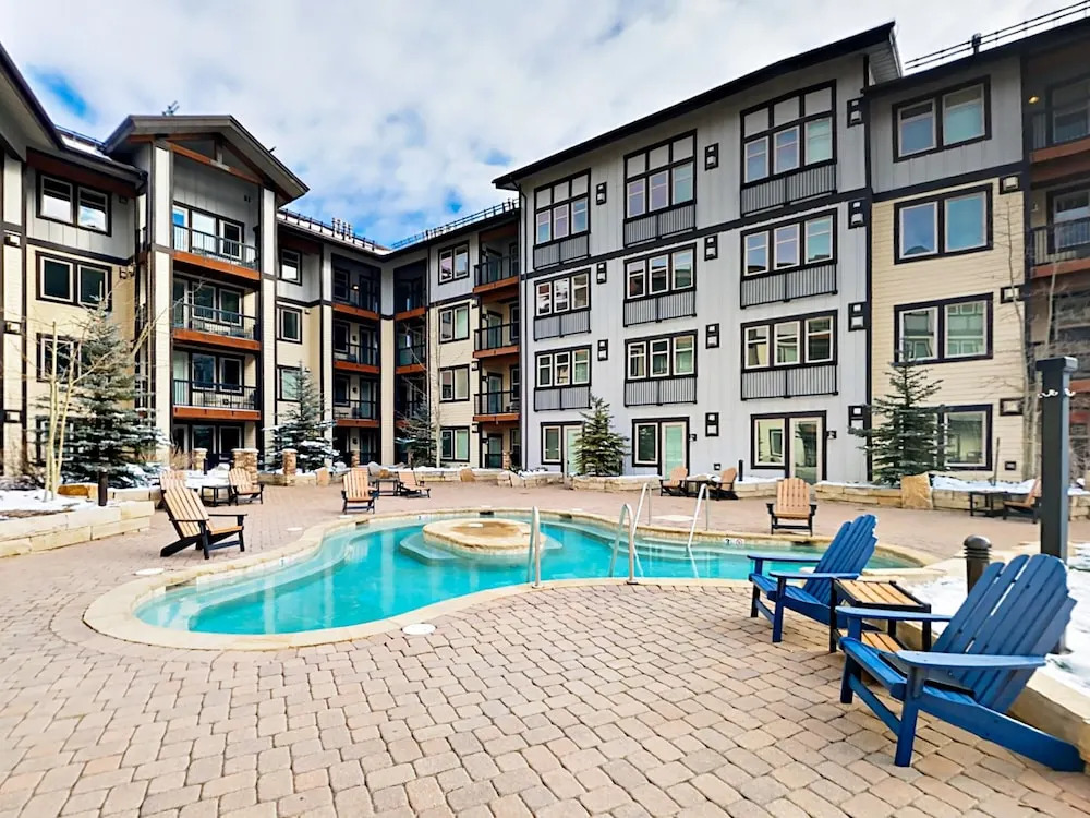 580 Winter Park - Studio Condo