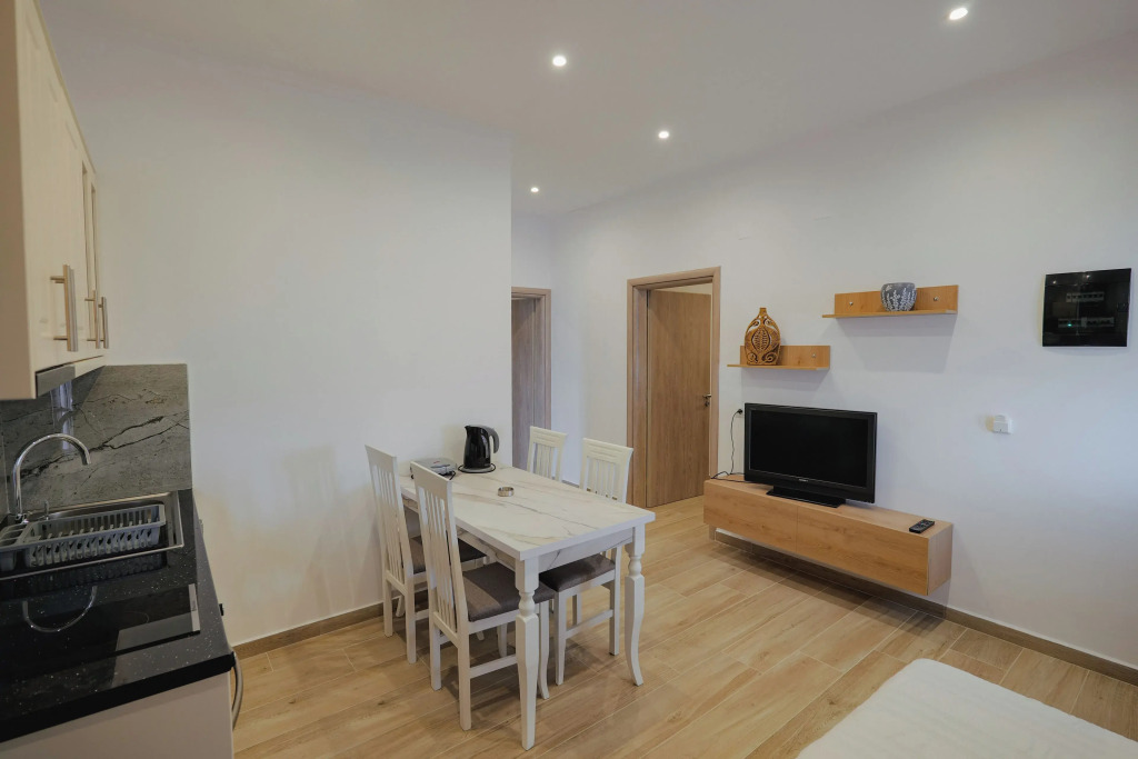 Beni Apartments