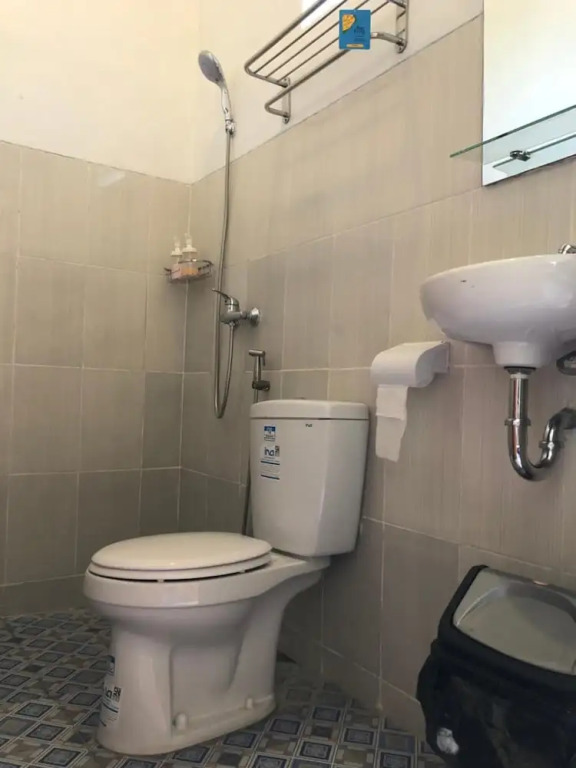 DeRose Guest House