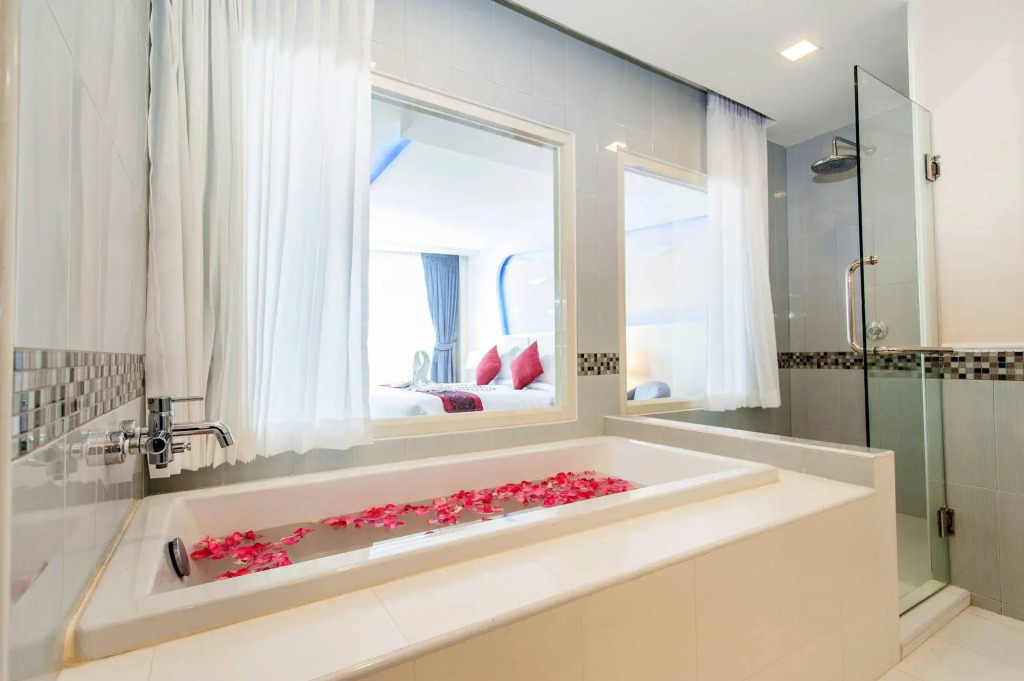 The Paradiso JK Design Hotel