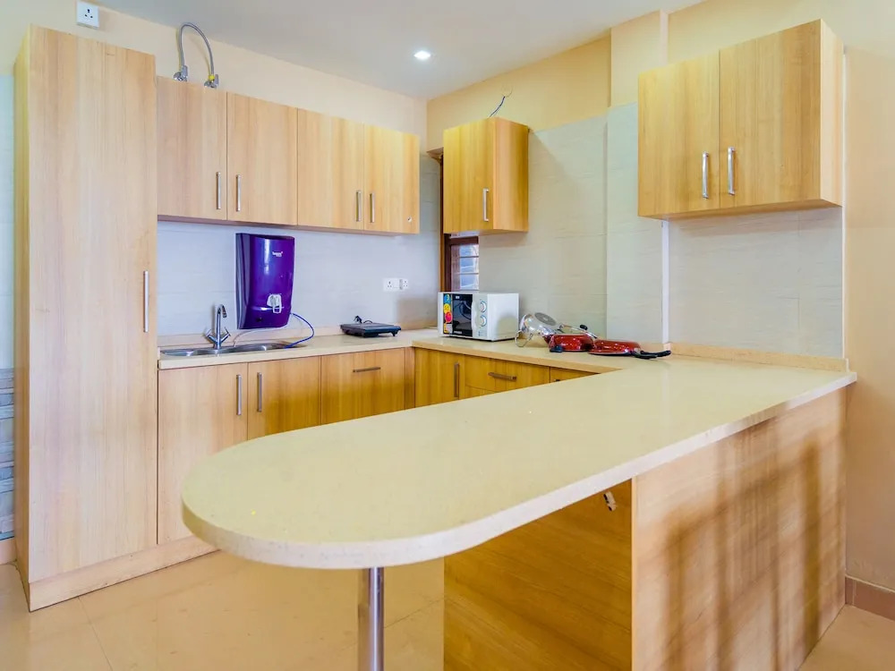 OYO 14018 Home Doon View 3BHK Barlowganj