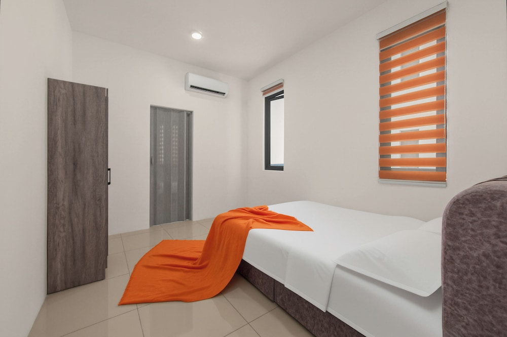 KLIA Residensi---15minutes drive to KLIA