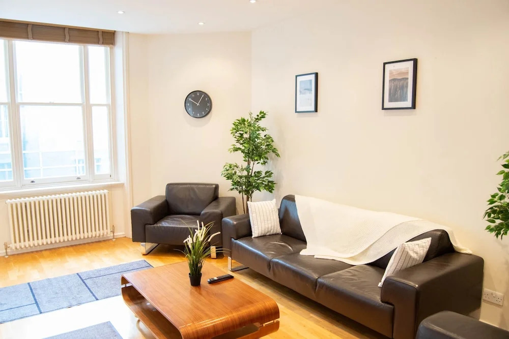 Luxury 1 Bedroom in the West End London
