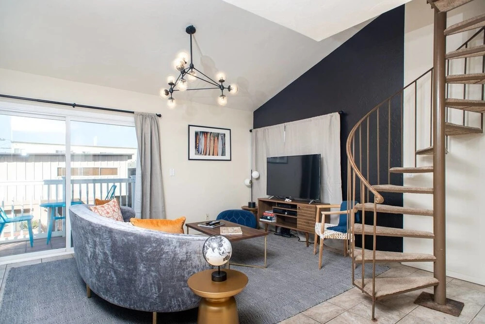 Charming 5br/3.5ba Mission Beach Home by Domio