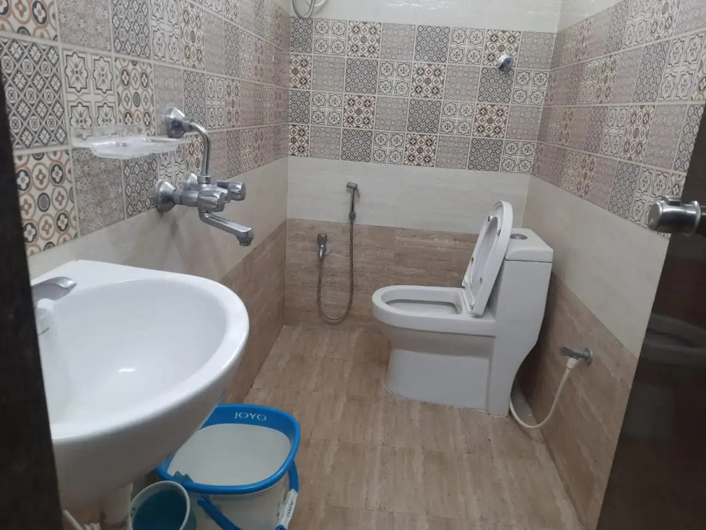 Madhuram Residency Lodge